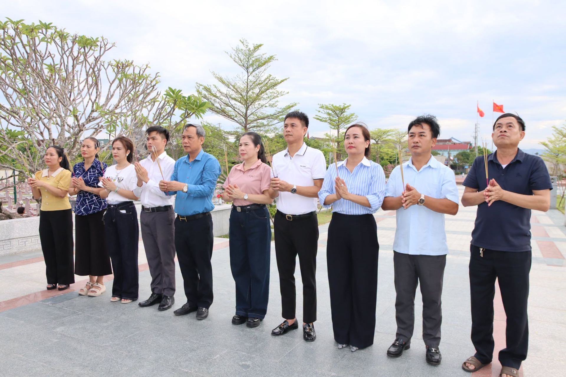 TRUNG TÂM VĂN HÓA, ĐIỆN ẢNH VÀ XÚC TIẾN DU LỊCH HÀ TĨNH TỔ CHỨC CÁC HOẠT ĐỘNG TRI ÂN NGÀY THƯƠNG BINH - LIỆT SĨ