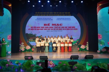 Đoàn NTQC Hà Tĩnh  tại Hội diễn Tiếng hát Làng Sen năm 2025