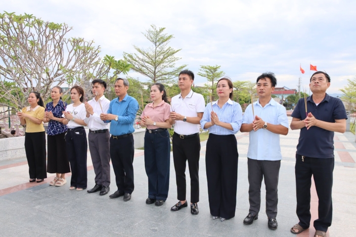 TRUNG TÂM VĂN HÓA, ĐIỆN ẢNH VÀ XÚC TIẾN DU LỊCH HÀ TĨNH TỔ CHỨC CÁC HOẠT ĐỘNG TRI ÂN NGÀY THƯƠNG BINH - LIỆT SĨ
